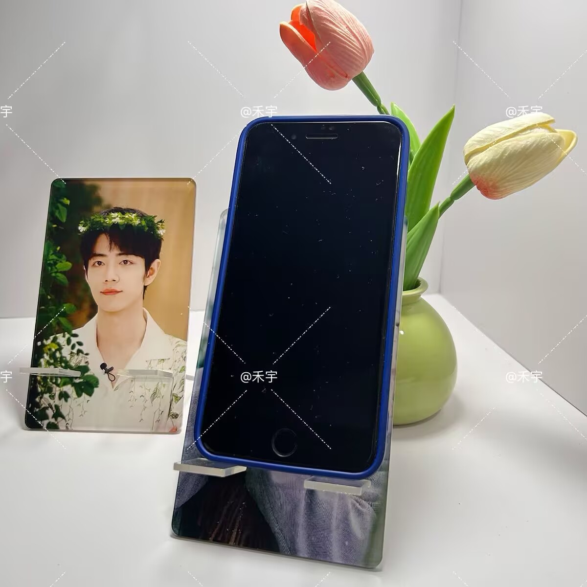 Xiao Zhan's mobile phone stand - مراجعة Accessories With Watch وسعره