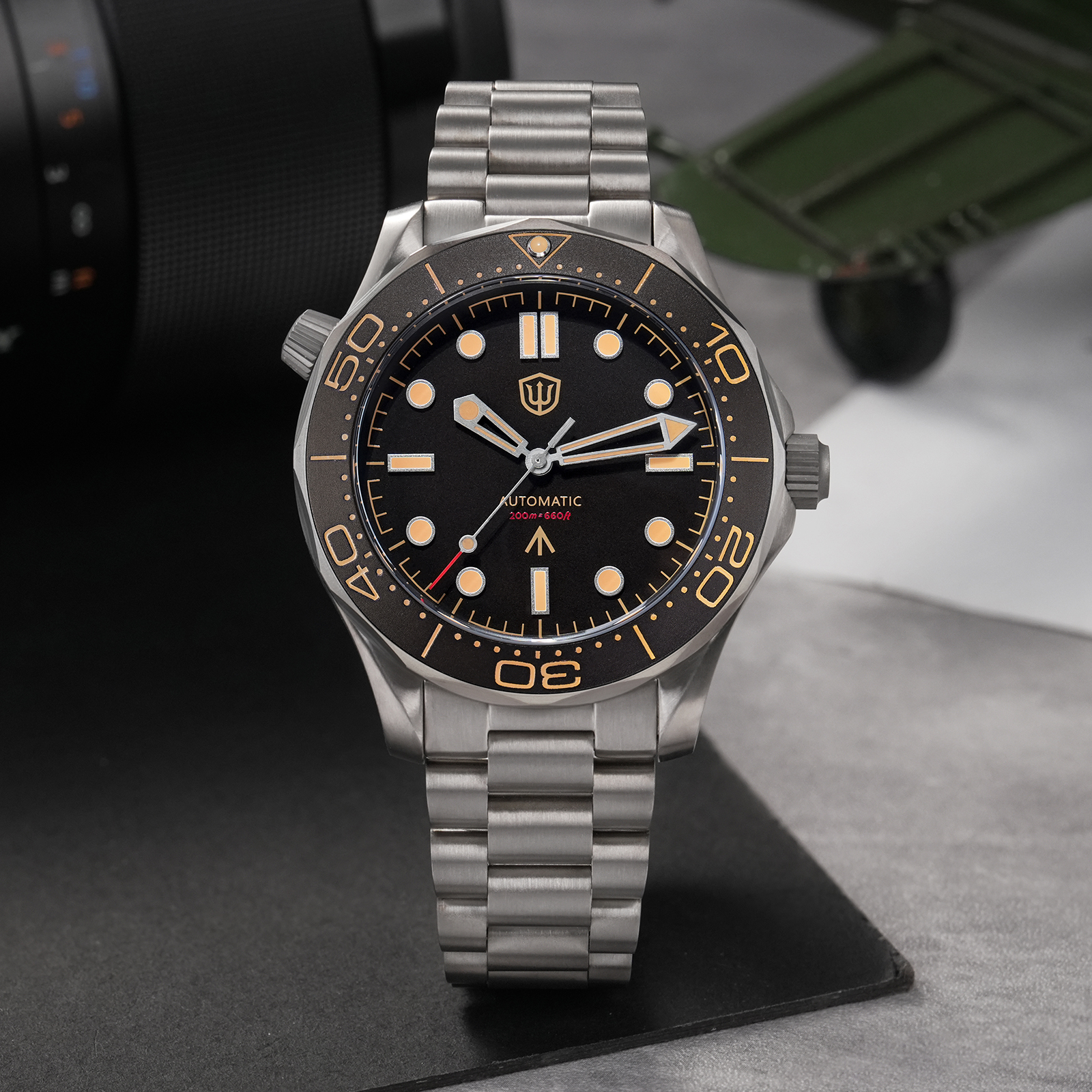 Watchdives WD007 V4 007 NTTD M - مراجعة Accessories With Watch وسعره