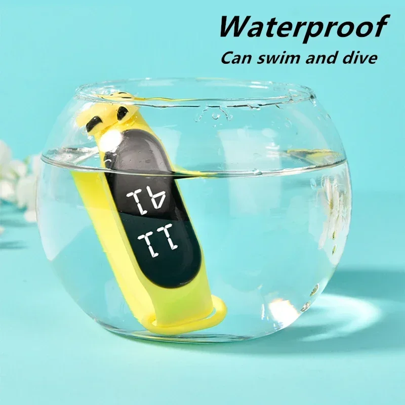 Waterproof Children Smart Touc - مراجعة Smartwatch Icon وسعره