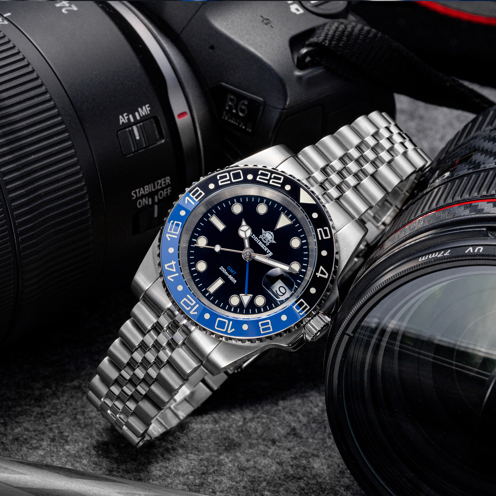 ADDIESDIVE AD2050 Luxury GMT W - مراجعة Ceramic Link Bracelet وسعره