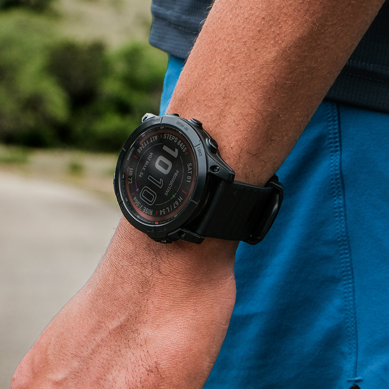Garmin Fenix 7 Solar DLC Blood - مراجعة Smartwatch X18 وسعره